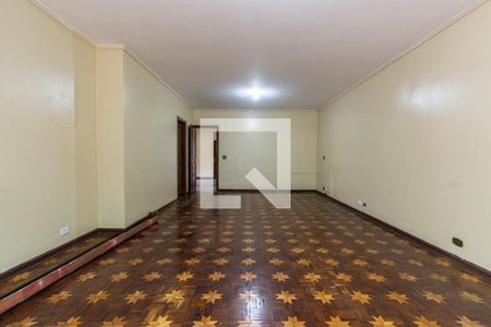 Sala de casa à venda com 4 quartos, 250m² em Vila Tramontano, São Paulo