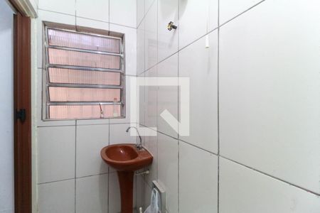 Banheiro de casa para alugar com 1 quarto, 40m² em Liberdade, São Paulo