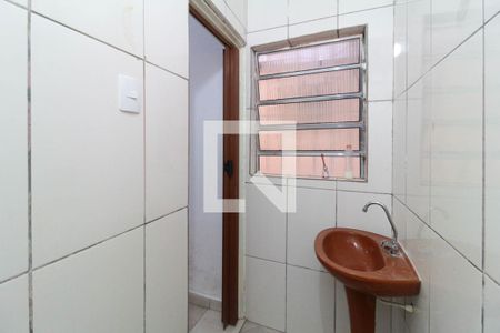 Banheiro de casa para alugar com 1 quarto, 40m² em Liberdade, São Paulo