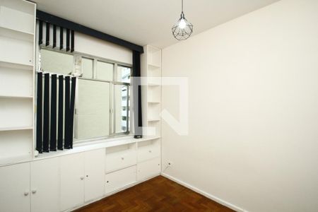 Quarto Suíte de apartamento para alugar com 1 quarto, 72m² em Laranjeiras, Rio de Janeiro