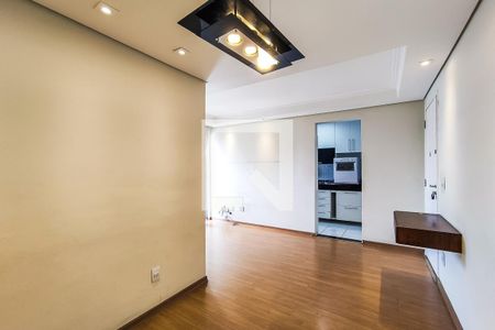Sala de apartamento para alugar com 3 quartos, 69m² em Paraisópolis, São Paulo