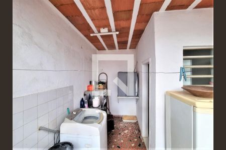 Casa à venda com 4 quartos, 206m² em Barroca, Belo Horizonte