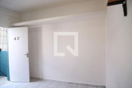 Sala / Quarto de casa para alugar com 1 quarto, 30m² em Caiçara, Praia Grande