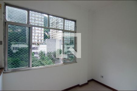 Sala de apartamento à venda com 2 quartos, 75m² em Copacabana, Rio de Janeiro