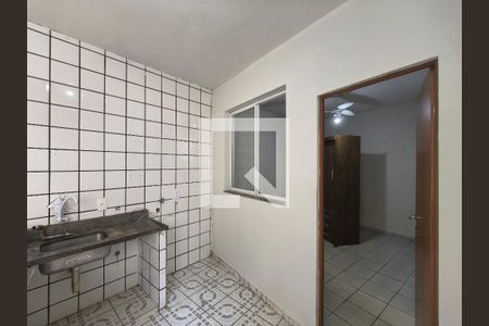 Sala/Cozinha de casa para alugar com 1 quarto, 30m² em Curicica, Rio de Janeiro