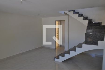 Sala  de casa à venda com 4 quartos, 250m² em Freguesia (jacarepaguá), Rio de Janeiro