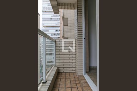 Sacada de apartamento para alugar com 1 quarto, 88m² em Gonzaga, Santos