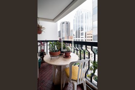 Varanda de apartamento à venda com 2 quartos, 97m² em Chácara Santo Antônio (zona Sul), São Paulo