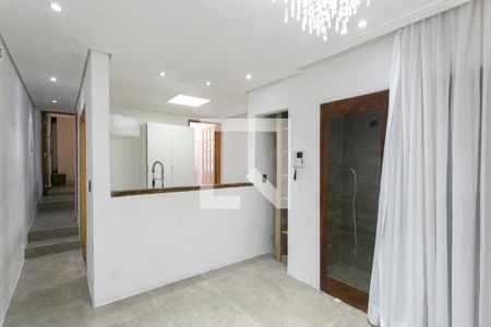 Sala de casa para alugar com 3 quartos, 180m² em Chácara Santo Antônio (zona Leste), São Paulo