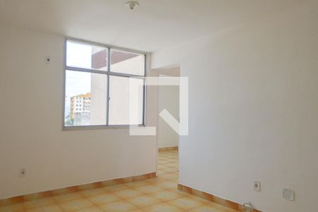 Sala de apartamento para alugar com 2 quartos, 70m² em Quintino Bocaiuva, Rio de Janeiro