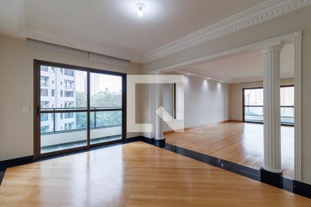 Sala de apartamento à venda com 4 quartos, 240m² em Vila Suzana, São Paulo