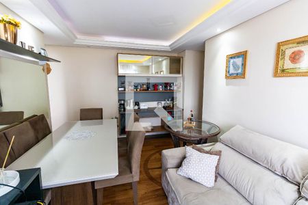 Sala de apartamento para alugar com 2 quartos, 65m² em Vila Paulo Silas, São Paulo