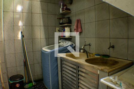 Casa à venda com 220m², 4 quartos e 4 vagas Casa à venda com 220m², 4 quartos e 4 vagasÁrea de Serviço