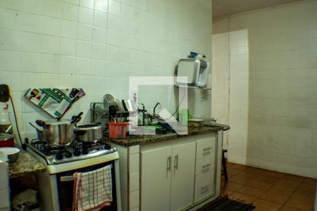 Casa à venda com 220m², 4 quartos e 4 vagas Casa à venda com 220m², 4 quartos e 4 vagasCozinha