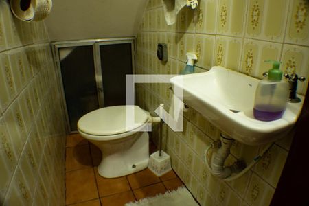 Casa à venda com 220m², 4 quartos e 4 vagas Casa à venda com 220m², 4 quartos e 4 vagasLavabo