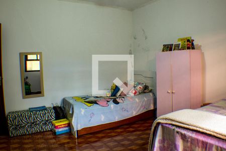 Casa à venda com 220m², 4 quartos e 4 vagas Casa à venda com 220m², 4 quartos e 4 vagasQuarto 4