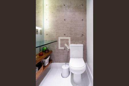 Banheiro Social de apartamento para alugar com 1 quarto, 70m² em Campo Belo, São Paulo