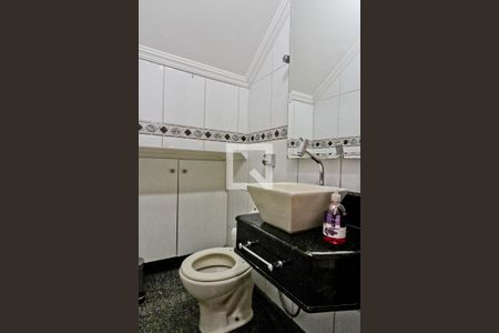 Lavabo de casa para alugar com 3 quartos, 174m² em Parque Sao Domingos, São Paulo