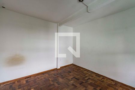 Quarto  de casa para alugar com 1 quarto, 71m² em Jardim Itu Sabará, Porto Alegre