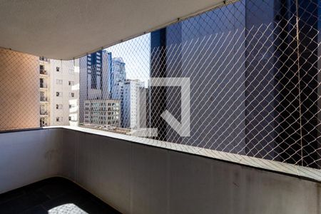 Varanda de apartamento à venda com 3 quartos, 121m² em Vila Olímpia, São Paulo