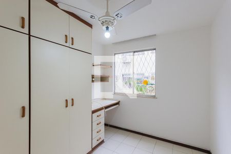 Quarto 1 de apartamento à venda com 3 quartos, 56m² em Anil, Rio de Janeiro