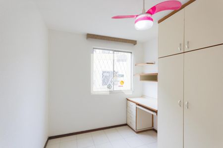 Quarto 2 de apartamento à venda com 3 quartos, 56m² em Anil, Rio de Janeiro