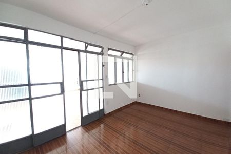 Sala de casa para alugar com 3 quartos, 133m² em Coqueiros, Belo Horizonte