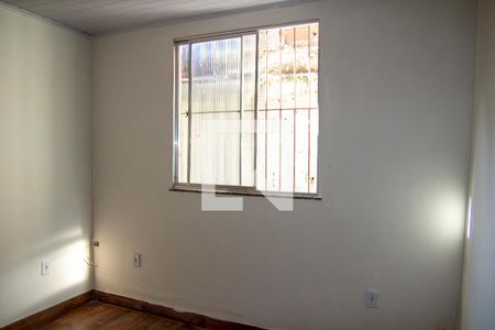 Quarto de casa para alugar com 1 quarto, 45m² em Mutondo, São Gonçalo