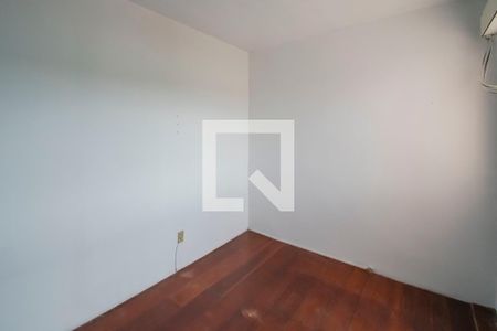 Quarto 2 de apartamento à venda com 2 quartos, 49m² em Cristal, Porto Alegre