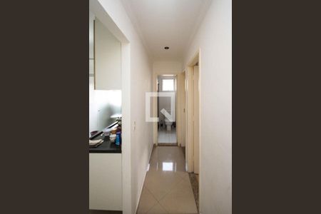 Corredor de apartamento à venda com 2 quartos, 49m² em Jardim Vila Formosa, São Paulo