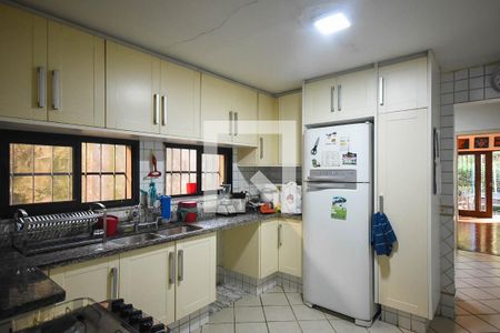 Casa para alugar com 600m², 3 quartos e 2 vagas Casa para alugar com 600m², 3 quartos e 2 vagasCozinha