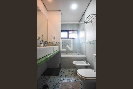 Casa para alugar com 600m², 3 quartos e 2 vagas Casa para alugar com 600m², 3 quartos e 2 vagasBanheiro