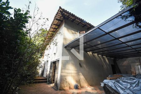 Casa para alugar com 600m², 3 quartos e 2 vagas Casa para alugar com 600m², 3 quartos e 2 vagasFachada