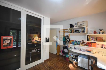 Casa para alugar com 600m², 3 quartos e 2 vagas Casa para alugar com 600m², 3 quartos e 2 vagasQuarto 2