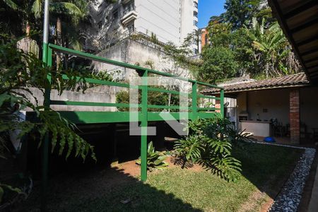 Casa para alugar com 600m², 3 quartos e 2 vagas Casa para alugar com 600m², 3 quartos e 2 vagasQuintal