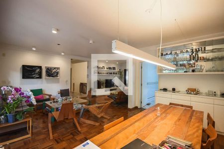 Sala de casa à venda com 3 quartos, 600m² em Vila Morumbi, São Paulo