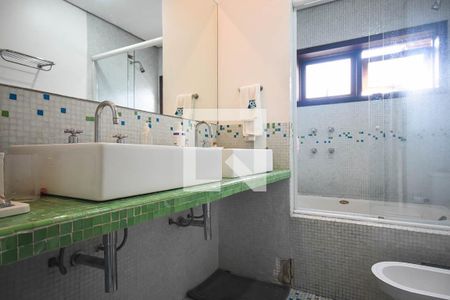 Casa para alugar com 600m², 3 quartos e 2 vagas Casa para alugar com 600m², 3 quartos e 2 vagasBanheiro