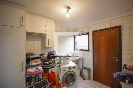 Casa para alugar com 600m², 3 quartos e 2 vagas Casa para alugar com 600m², 3 quartos e 2 vagasÁrea de serviço