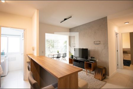 Sala  de apartamento para alugar com 2 quartos, 65m² em Vila Santa Catarina, São Paulo