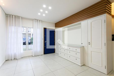 Sala de casa de condomínio à venda com 3 quartos, 120m² em Vila Carrão, São Paulo