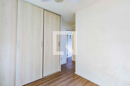 Suíte de apartamento à venda com 3 quartos, 65m² em Jardim Itu Sabará, Porto Alegre