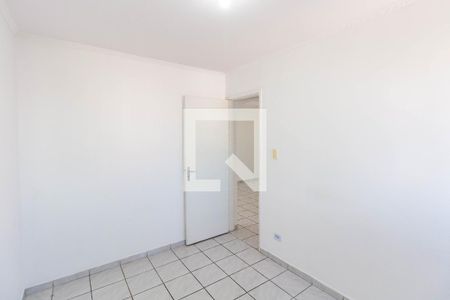 Quarto 1 de apartamento para alugar com 2 quartos, 52m² em Parque Maria Luiza, São Paulo