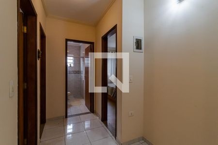 Corredor de casa à venda com 3 quartos, 150m² em Vila Nair, São Paulo