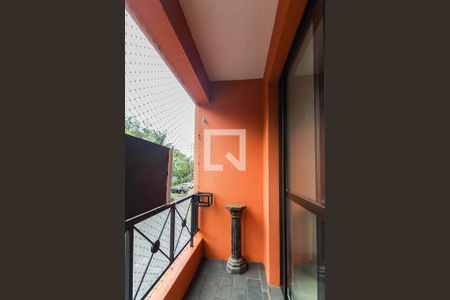Sacada da sala de apartamento à venda com 3 quartos, 70m² em Jardim Carvalho, Porto Alegre