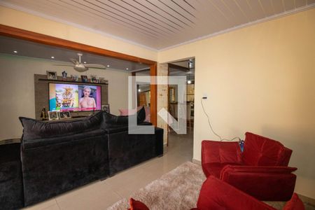 Casa à venda com 160m², 3 quartos e 5 vagas Casa à venda com 160m², 3 quartos e 5 vagasSala