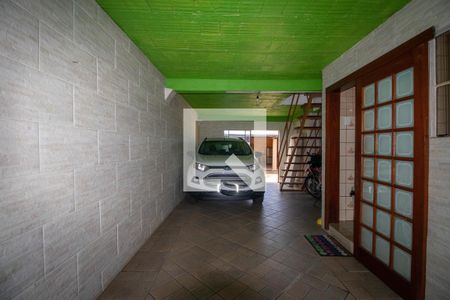 Casa à venda com 160m², 3 quartos e 5 vagas Casa à venda com 160m², 3 quartos e 5 vagasGaragem