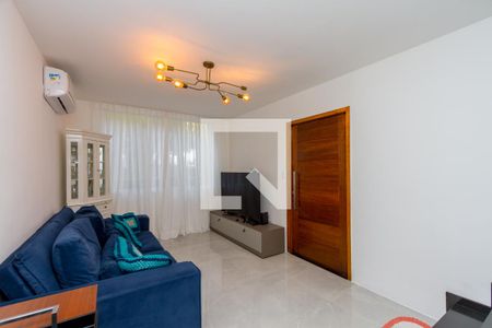 Sala de casa à venda com 3 quartos, 160m² em Jardim Petrópolis, São Paulo