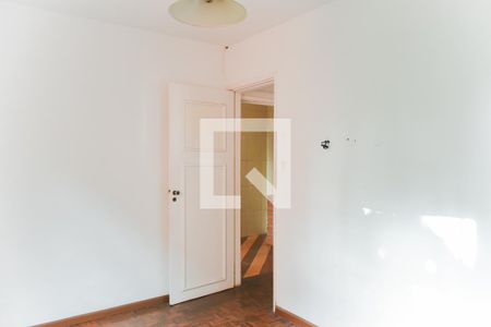 Quarto 1 de apartamento à venda com 2 quartos, 50m² em Rubem Berta, Porto Alegre