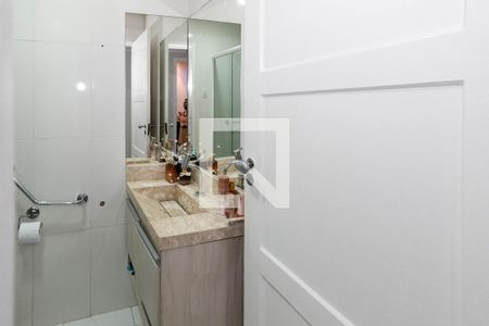 Banheiro Corredor de apartamento à venda com 4 quartos, 110m² em Tijuca, Rio de Janeiro