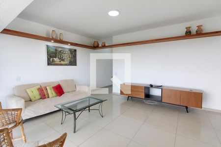 Sala de apartamento para alugar com 2 quartos, 90m² em Barra da Tijuca, Rio de Janeiro